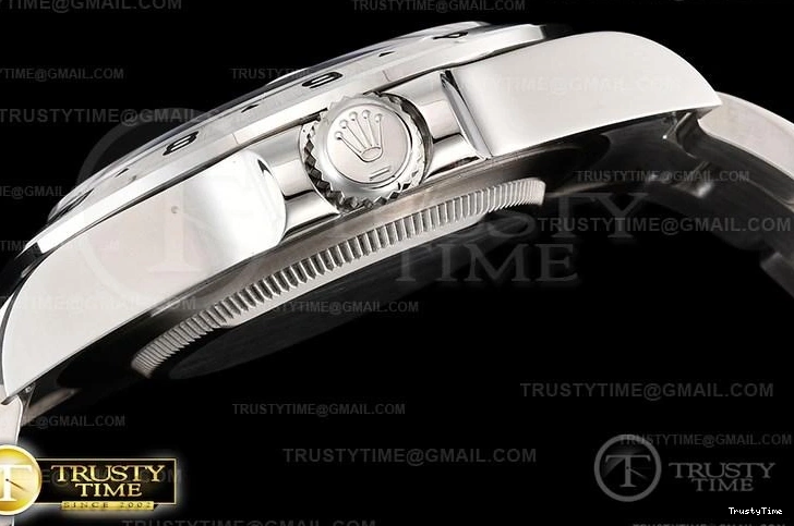 0207 ROLEXP0245A – Explorer II Lightweight 973